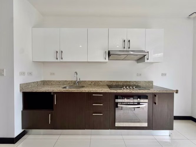 ESCAZÚ: ALQUILER DE APARTAMENTO AMUEBLADO EN CONDOMINIO - Imagen 5