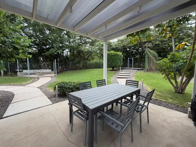SE VENDE Casa contemporánea en exclusivo condominio en Santa Ana KS - Imagen 18