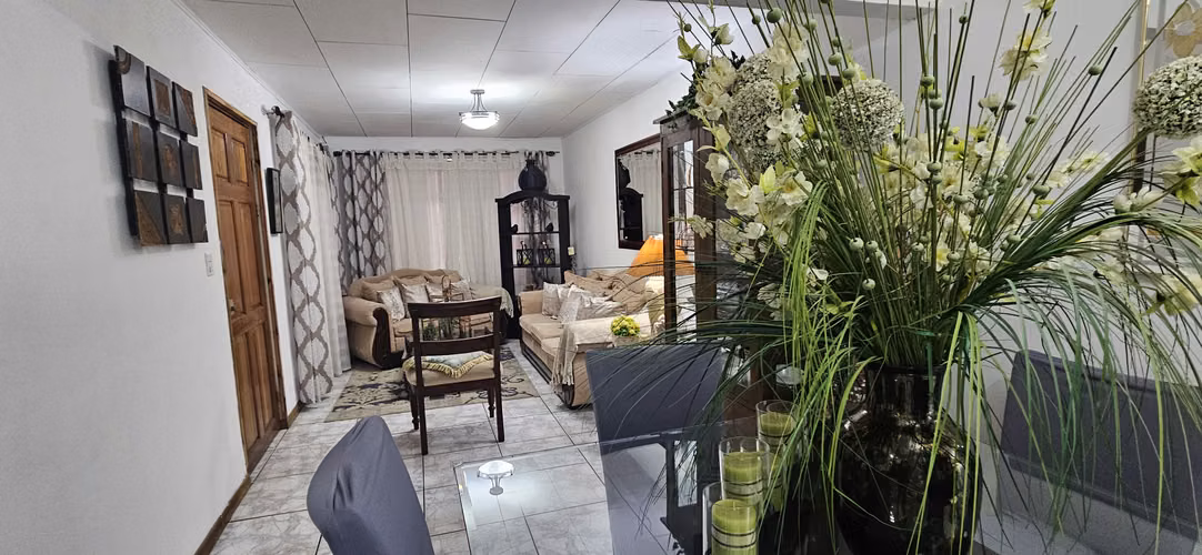 ¡OPORTUNIDAD ÚNICA! 2 CASAS EN UNA- RESIDENCIAL PRIVADO EN IPIS DE GUADALUPE - Imagen 8