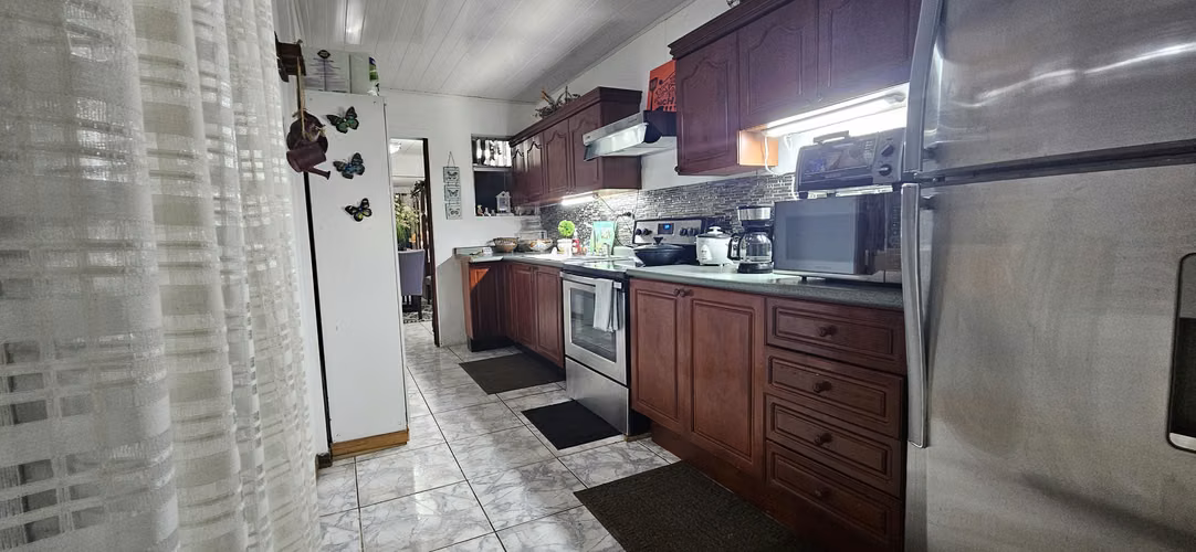 ¡OPORTUNIDAD ÚNICA! 2 CASAS EN UNA- RESIDENCIAL PRIVADO EN IPIS DE GUADALUPE - Imagen 10