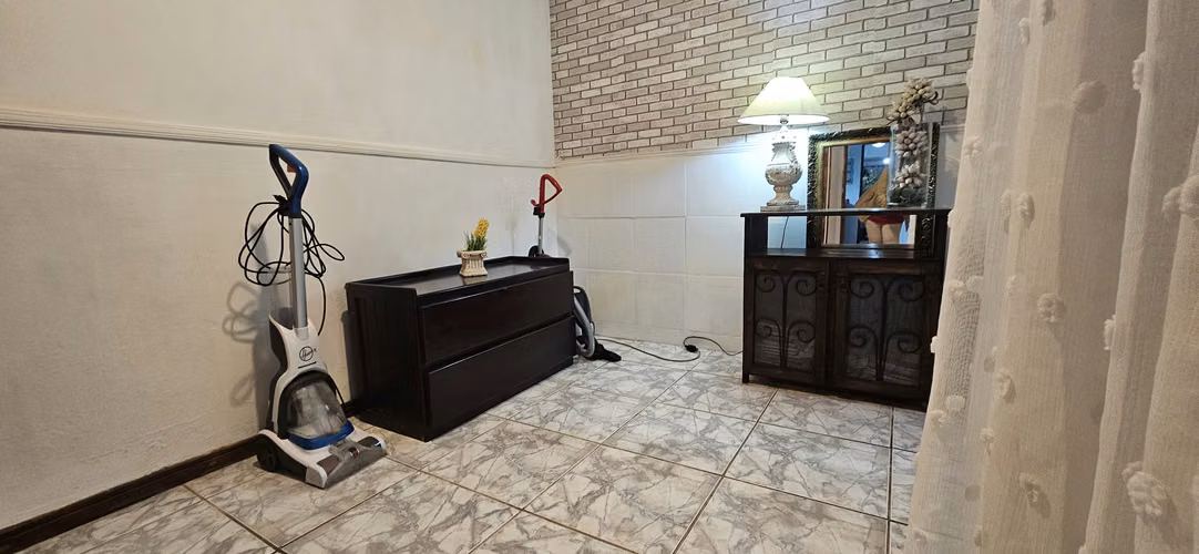 ¡OPORTUNIDAD ÚNICA! 2 CASAS EN UNA- RESIDENCIAL PRIVADO EN IPIS DE GUADALUPE - Imagen 9
