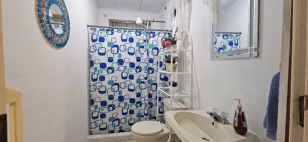 ¡OPORTUNIDAD ÚNICA! 2 CASAS EN UNA- RESIDENCIAL PRIVADO EN IPIS DE GUADALUPE - Imagen 18
