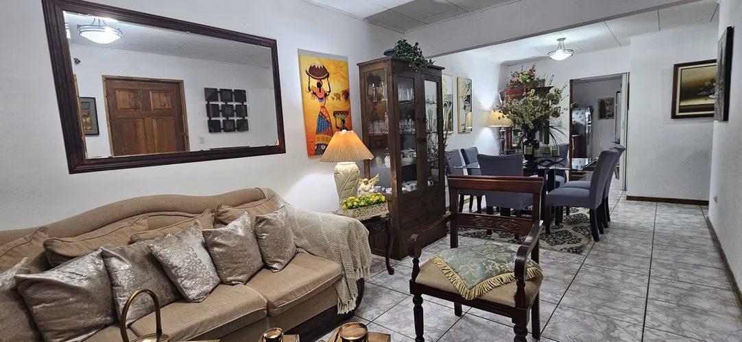 ¡OPORTUNIDAD ÚNICA! 2 CASAS EN UNA- RESIDENCIAL PRIVADO EN IPIS DE GUADALUPE - Imagen 12