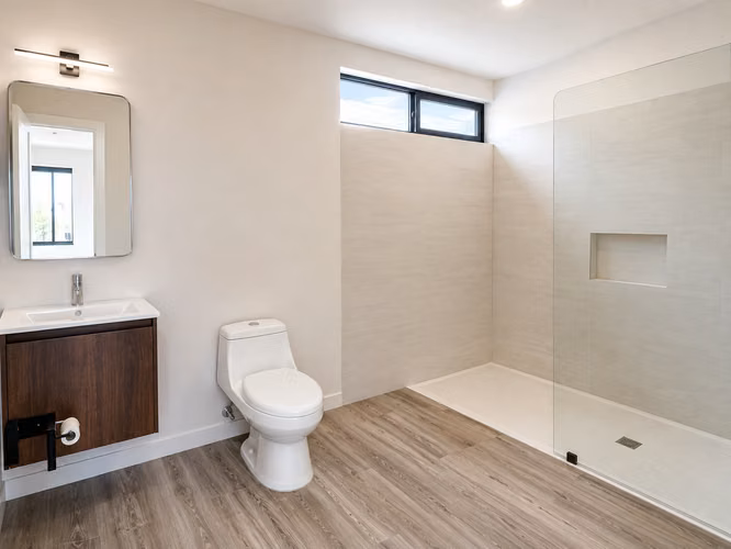 Alquiler de casa para oficinas o consultorios en San Rafael de Escazu - Imagen 10