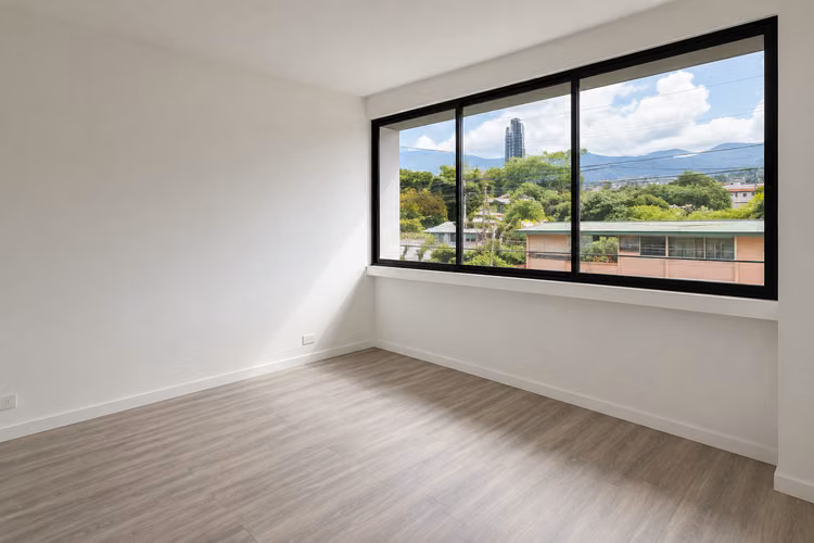 Alquiler de casa para oficinas o consultorios en San Rafael de Escazu - Imagen 9