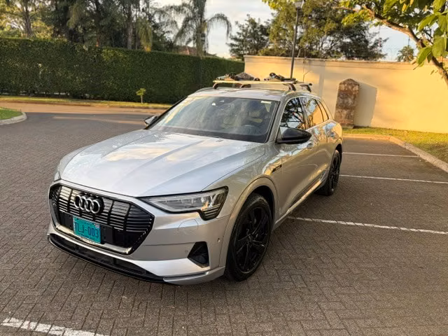 Audi etron