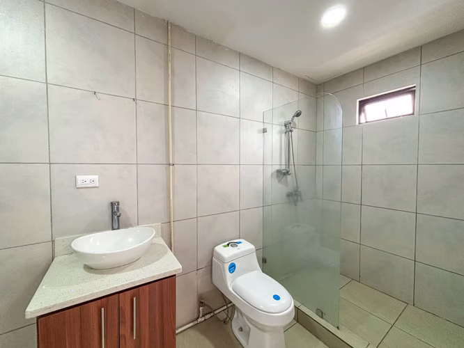 Apartamento en primer piso | Uruca Condominio con seguridad a 200 m del Hospital del Trauma - Imagen 6