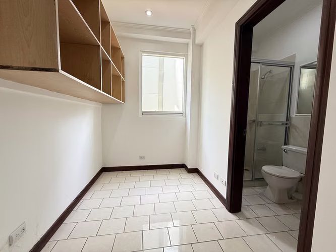 Apartamento en Alquiler en Escazú, Primer Piso | Cerca del Country Club ID22999 - Imagen 17