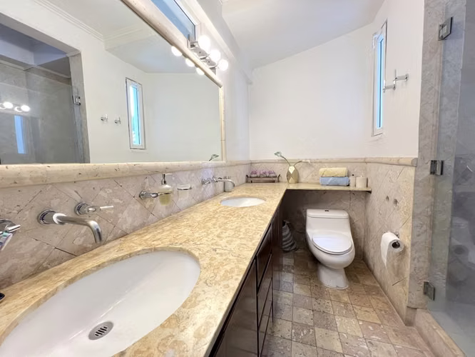 Apartamento en Alquiler en Escazú, Primer Piso | Cerca del Country Club ID22999 - Imagen 13