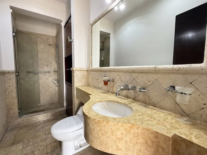 Apartamento en Alquiler en Escazú, Primer Piso | Cerca del Country Club ID22999 - Imagen 15