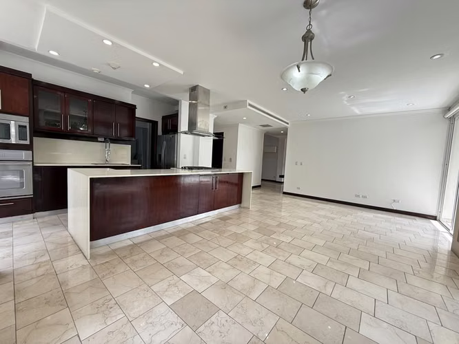 Apartamento en Alquiler en Escazú, Primer Piso | Cerca del Country Club ID22999 - Imagen 7