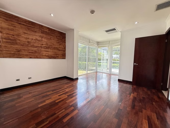 Apartamento en Alquiler en Escazú, Primer Piso | Cerca del Country Club ID22999 - Imagen 2