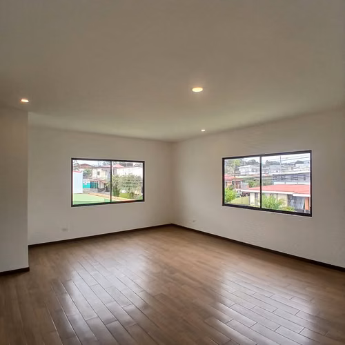 ¡SE VENDE CASA EN MORAVIA!   LOS COLEGIOS SUR - Imagen 15