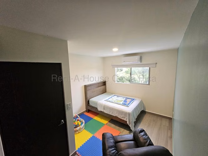 Venta de Casa en San Pablo de Heredia. RAH 27-258 - Imagen 5