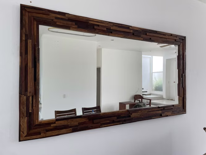 Large-format mirror