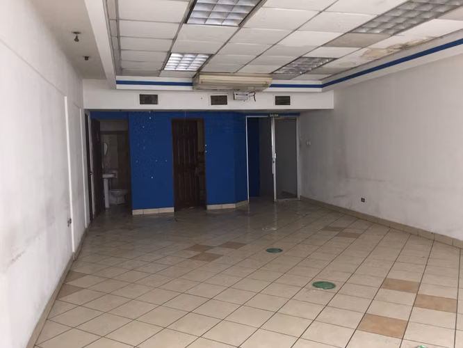 Local Eskinero San José Centro - 124; 240 m ² - 124; $5,500