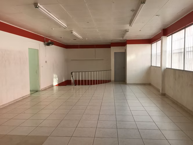 Local Esquinero San José Centro | 240 m² | $5.500 - Imagen 9