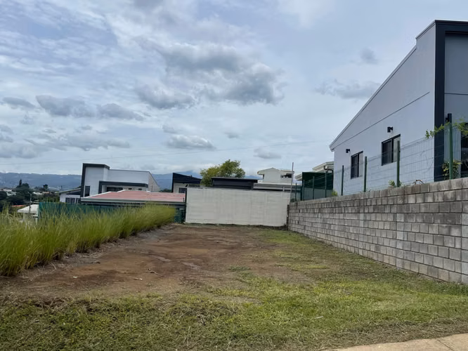 Terreno en venta condominio Montezuma