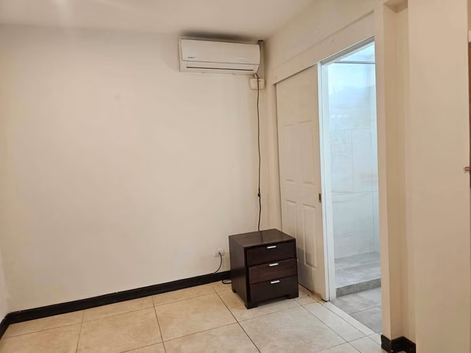 Alquiler de condominio semi amueblado cerca de Multiplaza Escazú - Imagen 16
