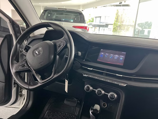 2025 CHangan CS15 - Imagen 4