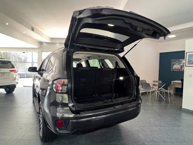 2023 Ford Everest - Imagen 4