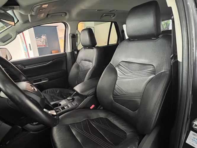 2023 Ford Everest - Imagen 8