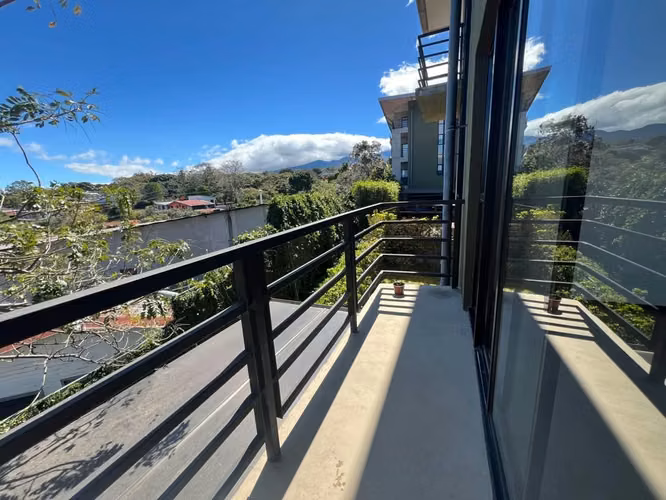 266 /Venta / Santa Ana, Piedades / 2 habitaciones / Balcón / Amenidades / OPORTUNIDAD - Imagen 5