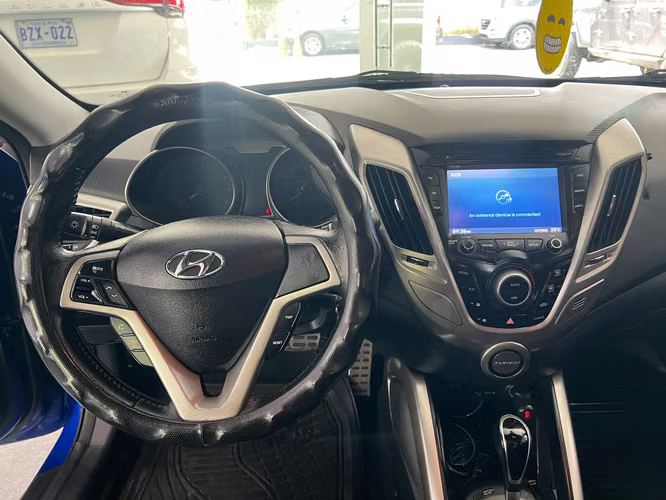 2013 Hyundai Veloster - Imagen 7