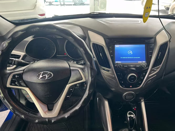 2013 Hyundai Veloster - Imagen 6