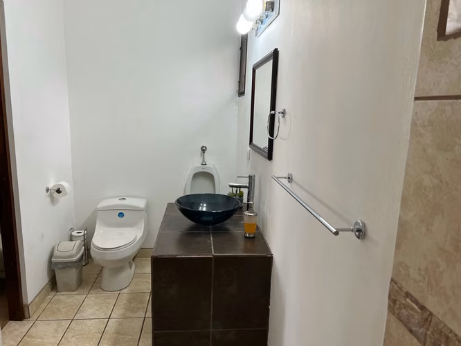 Casa de Lujo en Venta con Casa de Huéspedes en La Jolla de Bajamar, Orotina - Imagen 10