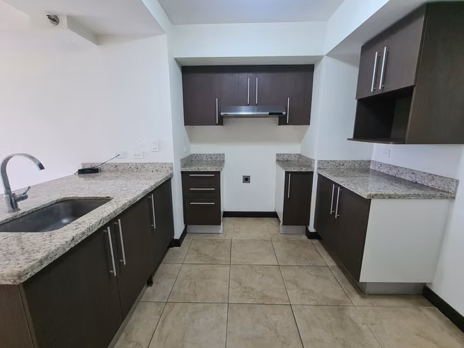 APARTAMENTO EN TORRES PASEO COLON