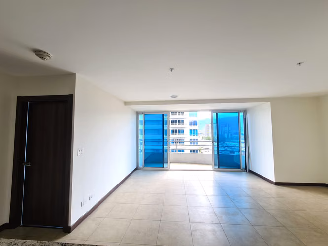 APARTAMENTO EN TORRES PASEO COLON
