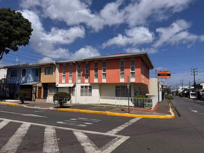 Se vende propiedad para comercio, Barrio Don Bosco, San José.