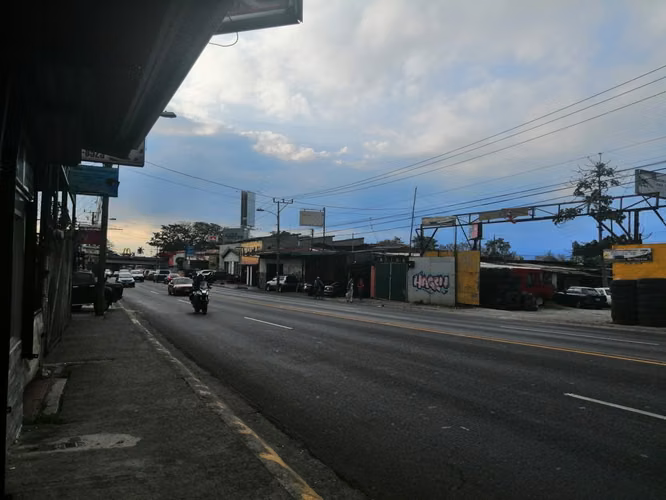 Terreno Comercial 2,000 m² con 2 Frentes – Calle Principal San Francisco de Dos Ríos – Alta Exposición - Imagen 11