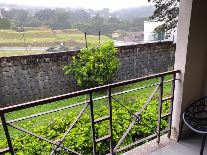 Apartamento en Venta/ 3 Hab, 2 Baños, 2 Parqueos/ Santa Ana, Brasil - Imagen 6