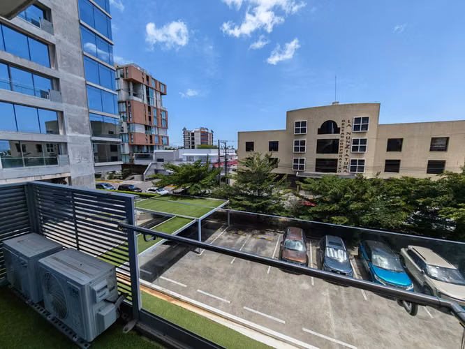 Alquiler de apartamento amueblado en la Sabana Rohrmoser - Imagen 7