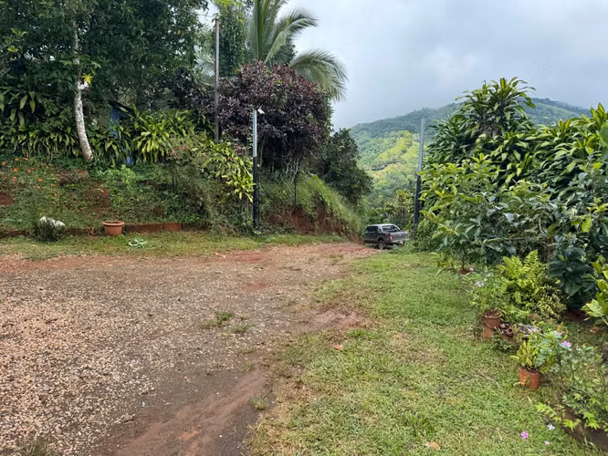 Casa de 2 plantas en terreno de 830 m² en la Península de Nicoya - Imagen 2