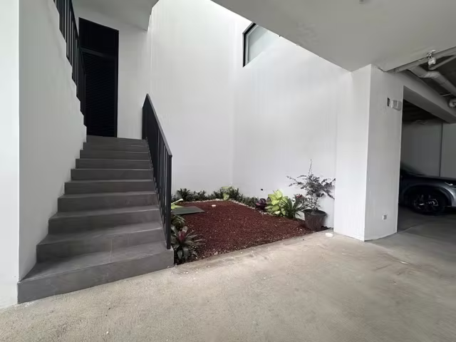 Apto Estudio a estrenar con Excelente Ubicación En Rohrmoser - Imagen 13