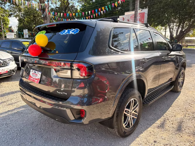 FORD EVEREST XLT-2023-AUTO-SHIFT TRONIC-7 PSJ- - Imagen 2