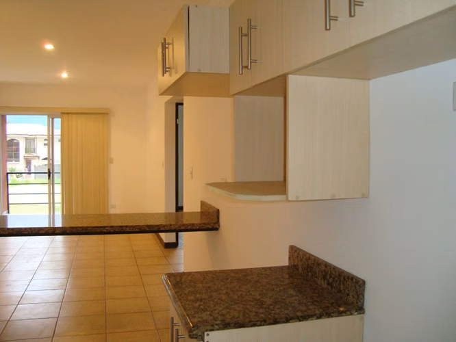 Alquiler de apartamento en 1 nivel en Pozos - Imagen 2
