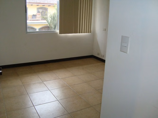 Alquiler de apartamento en 1 nivel en Pozos - Imagen 10