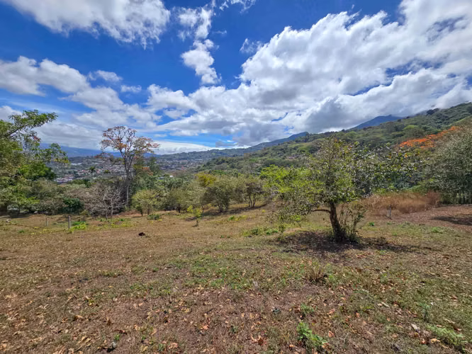 LOTE DE 1.521 M2 CON VISTA PANORÁMICA EN SAN ANTONIO DE ESCAZU (CARRIZAL) - Imagen 7