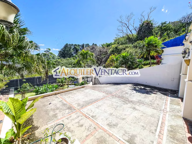 CASA DE 520 M2 CON VISTA Y 1.000 M2 LOTE X EL WORLD GYM GUACHIPELIN ESCAZU - Imagen 6