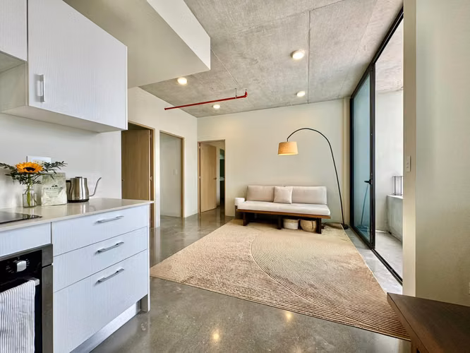 Venta de Apartamento gran Oportunidad de Inversión en URBAN Escalante. - Imagen 5