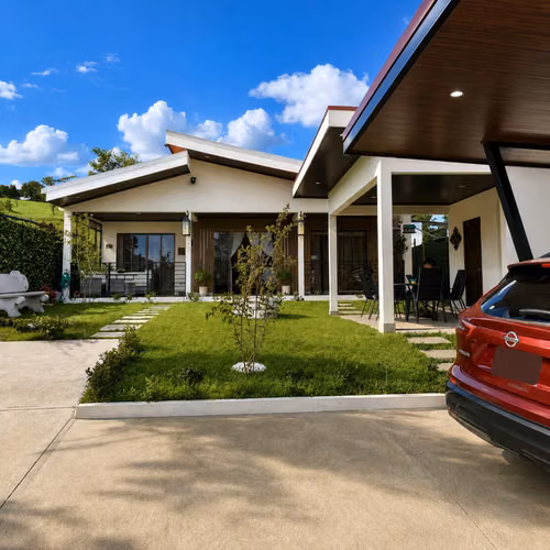CASA NUEVA EN FRAIJANES. SABANILLA DE ALAJUELA. - Imagen 1