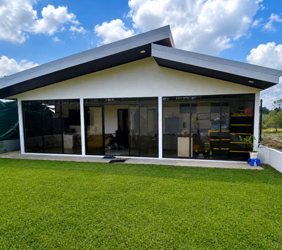 CASA NUEVA EN FRAIJANES. SABANILLA DE ALAJUELA. - Imagen 16