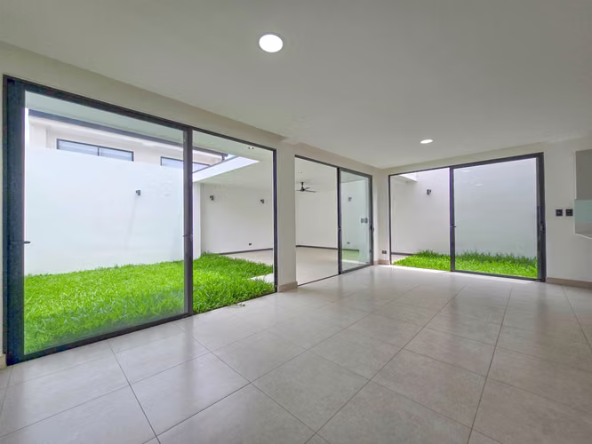 Para estrenar! Alquiler de casa en Condominio Lindora Village – Santa Ana - Imagen 6