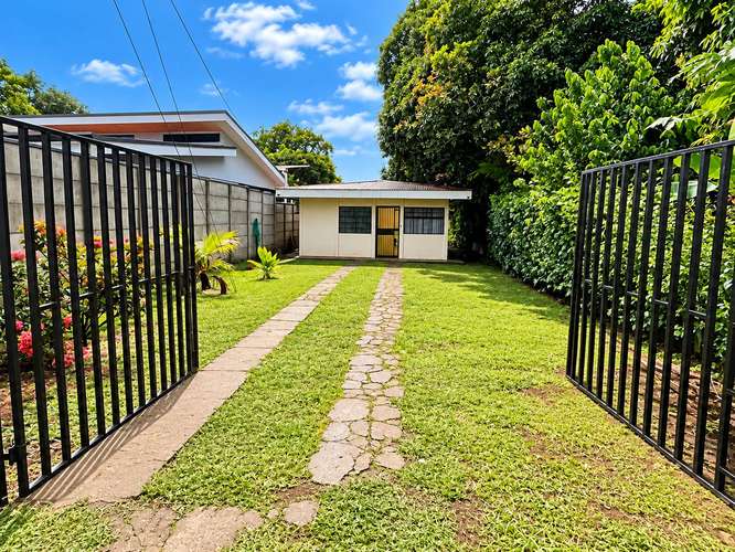Venta de Oportunidad Casa Orotina