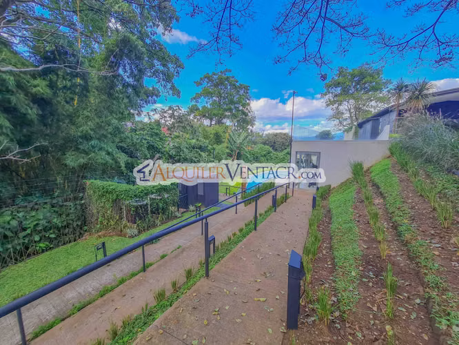 LUJOSO CONDO DE 3 HABIT. CON VISTA EN SAN ANTONIO ESCAZU - Imagen 3