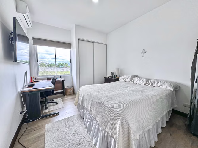 Casa Luz one level home with pool for sale in Escazu - Imagen 18